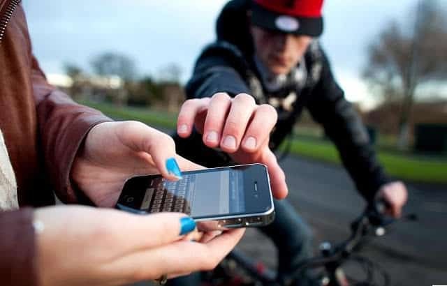 iPhone Robados: Bloqueo de Piezas  para Combatir el Mercado Negro.